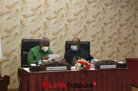 Sah UMP Papua Barat Jadi Rp3 2 Juta Berlaku 1 Januari 2022 Link Papua