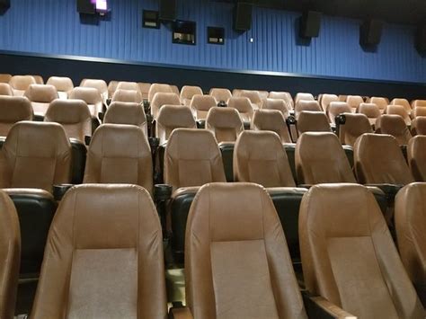 Classic Cinemas Elk Grove Theatre (Elk Grove Village) - 2020 All You ...