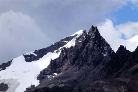 Trekking Sul Monte Ausangate Living Per Trekking