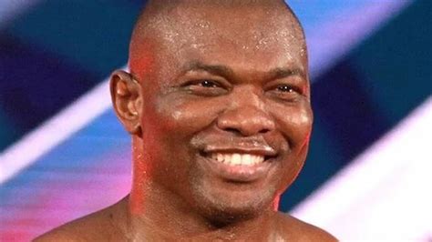 Shelton Benjamin da una actualización sobre el estado de The Hurt Business