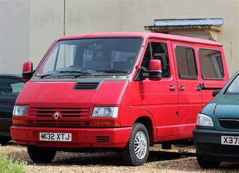 M132 XTJ 1 1995 Renault Trafic T1100 SWB Minibus Last M Flickr