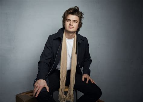 Stranger Things’ Joe Keery drops a new psych rock single - The Boston Globe