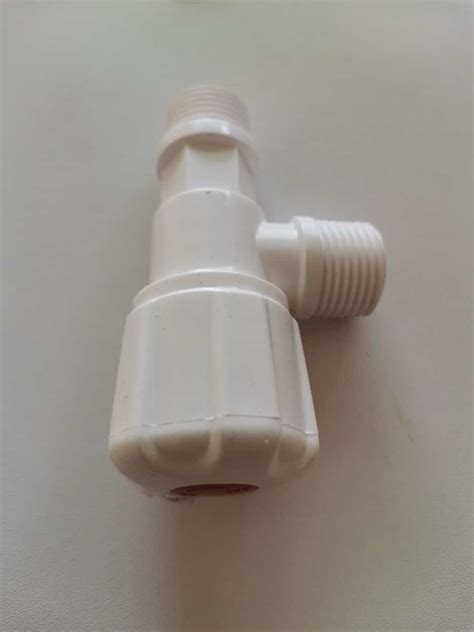 PVC Angle Valve 1 2 X 1 2 WP01202