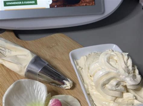 Crème au beurre à la meringue suisse par sousouthermomix Une recette