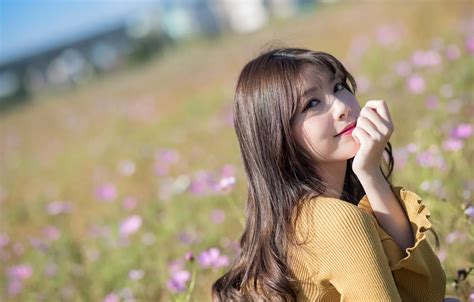 Wallpaper Look Girl Smile Asian Bokeh For Mobile And Desktop