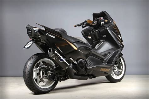 Tuning Ad Koncept Yamaha T Max R Carbon Edition