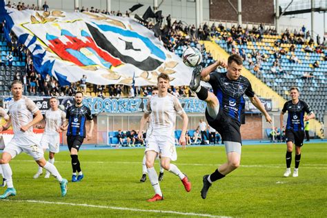 Iii Liga Pi Ki No Nej Zawisza Bydgoszcz Olimpia Grudzi Dz Jeden Gol