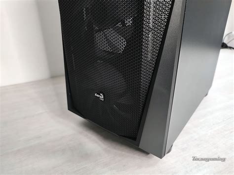 Aerocool Falcon - Review