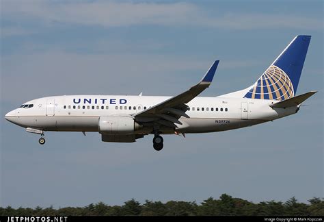 N39726 | Boeing 737-724 | United Airlines | Mark Kopczak | JetPhotos