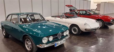 Alfa Romeo GT 1750 Veloce Alfa Romeo Spider Osso Di Seppia Flickr