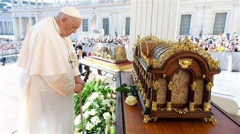 Teresa Di Lisieux Nell Esortazione Apostolica Di Papa Francesco