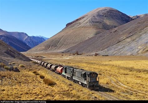 Hidden Unseen: Spectacular Train Route in The Andes