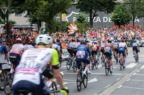 La semana de la Gran Salida del Tour en Euskadi sacó a la calle a cerca