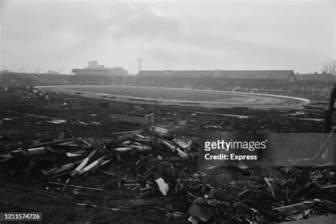 37,808 White City Stadium London Stock Photos, High-Res Pictures, and ...