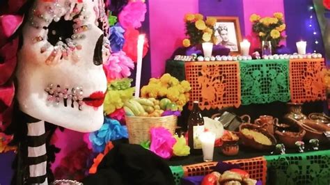 Día De Muertos ¿qué Significan La Sal El Espejo Y El Agua En La Ofrenda El Universal Puebla