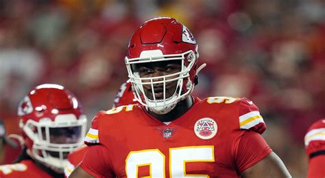 Chris Jones pleads NFL to review roughing the passer calls: 'It's