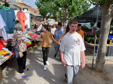 Programa Escolar De Fruites Hortalisses I Llet Jeroni De Moragas