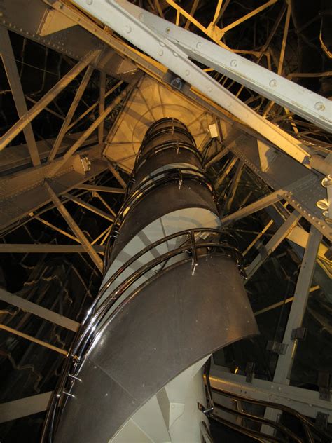 The stairs inside the Statue of Liberty are a TIGHT spiral : pics