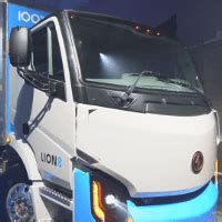 La Compagnie Électrique Lion donne vie au camion urbain de classe 8 100