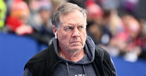 Nfl Exec Thinks Robert Kraft Removes Bill Belichick As Gm In Hopes