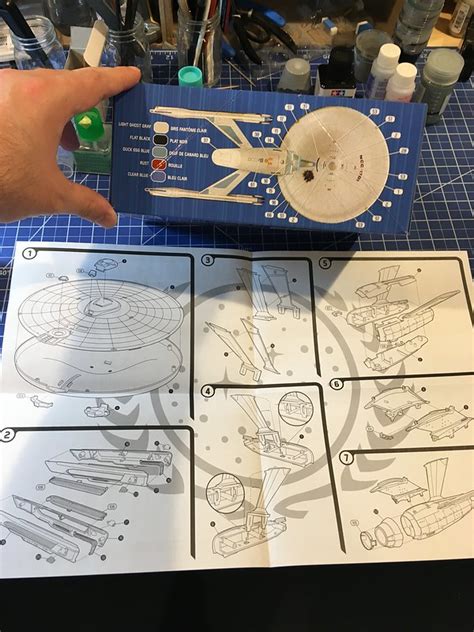 Polar Lights 1 1000 Refit Enterprise NCC 1701 International Scale