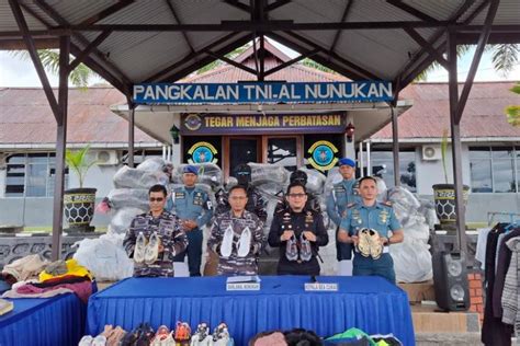 Bea Cukai Dan Tni Al Gagalkan Penyelundupan Pakaian Dan Sepatu Bekas Di