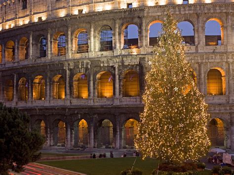 Colosseum at Christmas Time, Rome, Italy | Christmas in rome, Christmas ...