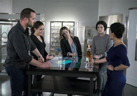 Blindspot Blindspot Bild Ashley Johnson Jaimie Alexander Archie