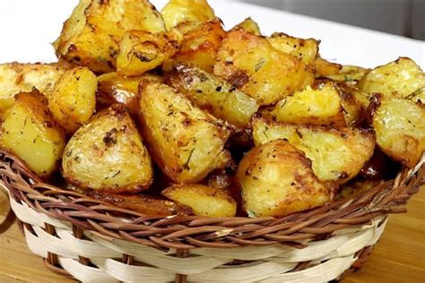 Batata Assada No Forno Um Acompanhamento Delicioso E F Cil Para