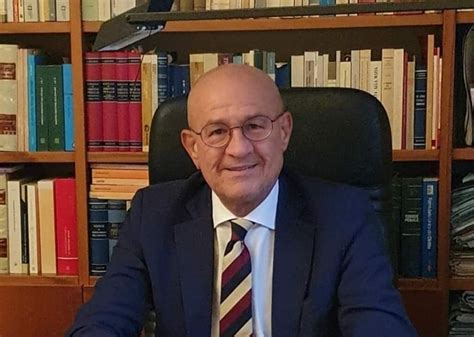 Calcio A Il Presidente Della Nissa Sergio Iacona Invita Tot Messina