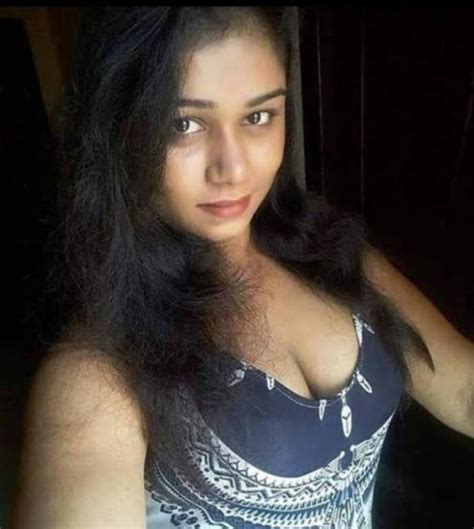 Live Video Call With Sexy Hot Girl Singapore