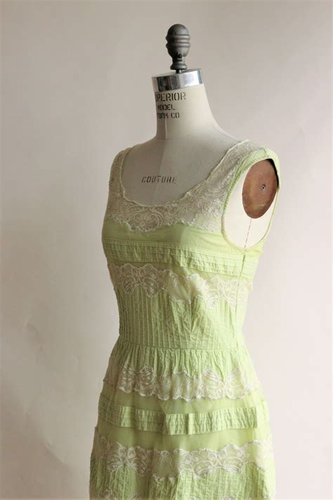 Lithe Anthropologie In Green With Lace Trim Size 8 Toadstool Farm