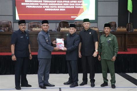 Pj Wako Singkawang Sampaikan Nota Pengantar Kua Ppas Dan Perubahan