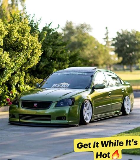 Blacked Out Headlights For 05 06 Altima