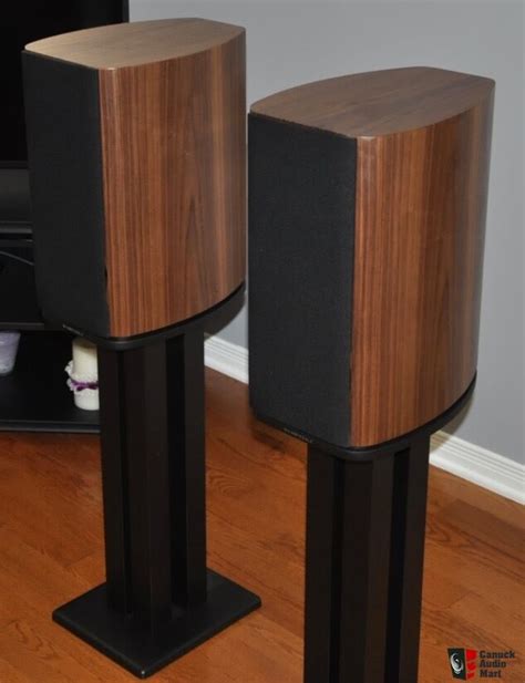 Wharfedale Evo Bookshelf Speaker Pending Photo Canuck