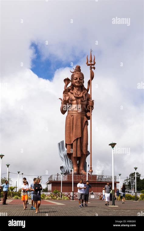 Towering Sculpture Of Hindu God Shri Mangal Mahadev Grand Bassin