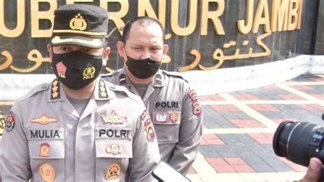 Ikut Imbauan Polda Jambi Dan Jajaran Masyarakat Serahkan Puluhan