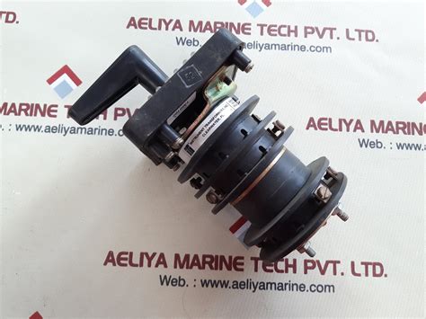 Instrument Transformers Series Circuit Breaker D Aeliya Marine