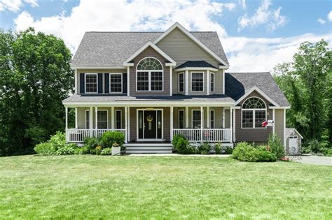 Bedford, NH Real Estate - Bedford Homes for Sale | realtor.com®