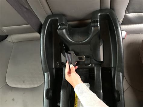 How To Properly Install An Infant Car Seat 8 Steps With Pictures