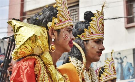 Kashmiri Pandits Take Out Shobha Yatra In Srinagar To Celebrate Ram