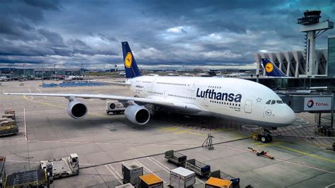 Lufthansa Airbus A380 Zur Wartung In Manila Klajoo Philippine News