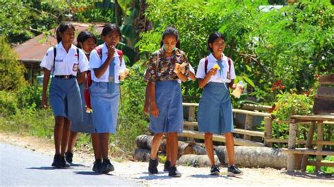 FSGI Minta Kebijakan Masuk Sekolah Jam 5 Pagi Di NTT Dibatalkan Tak