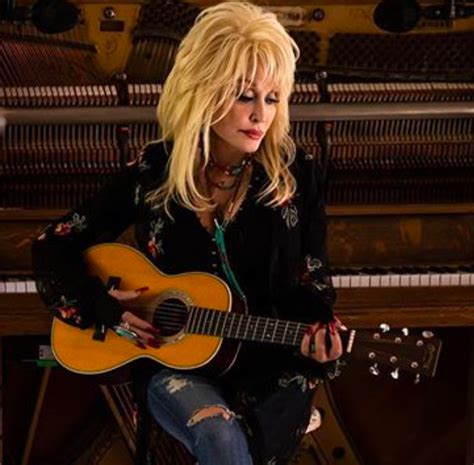 Dolly Parton Reveals Why She Turned Down ‘tea Date With Kate Middleton Gossie