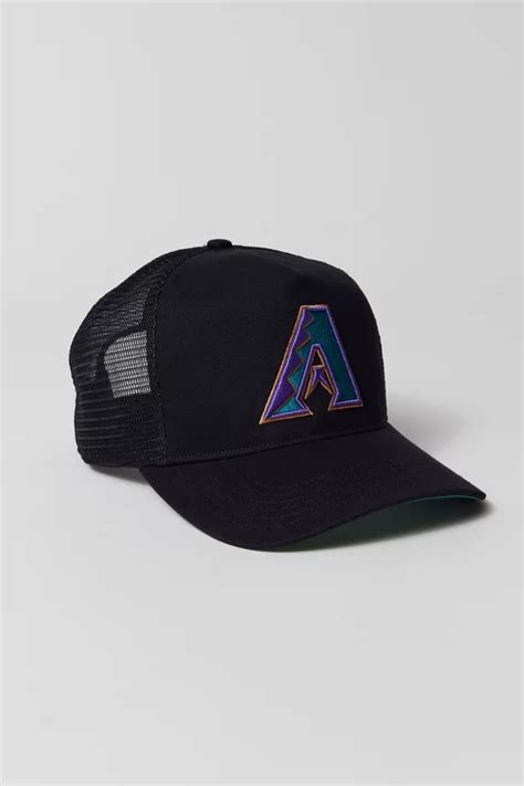 47 Arizona Diamondbacks Hitch Trucker Hat Urban Outfitters