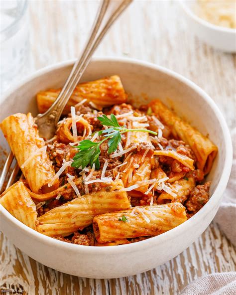 Ground Beef Pasta Recipe In Tomato Sauce Beef Ragu Pasta Recipe — Eatwell101