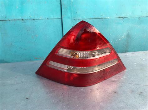 MERCEDES SLK R170 LIFT LAMPA LEWY TYŁ LEWA TYLNA 8672382127