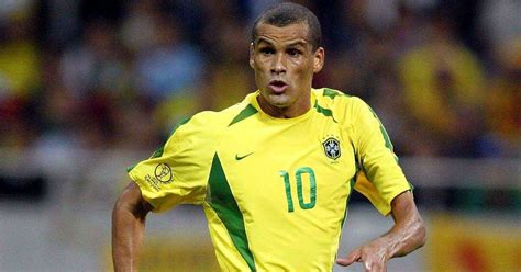 15 Random Football Legends Slideshow Quiz By Jcw10