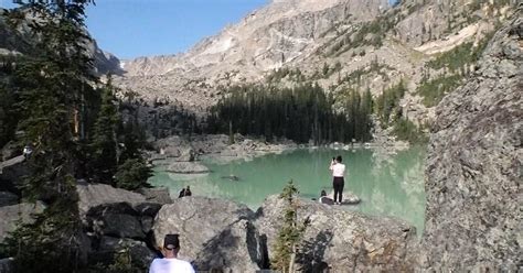 Lake Haiyaha Changes Colors In Rocky Mountain National Park