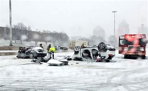 2 Dead After Crash Involving Vehicle Travelling Wrong Way On Highway